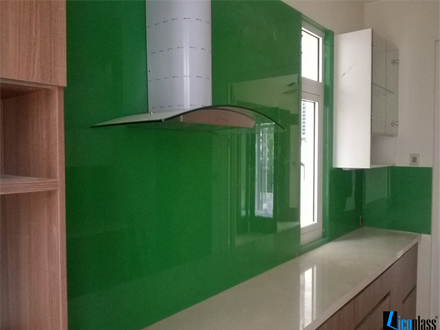  KÍNH MÀU ỐP BẾP KMB17